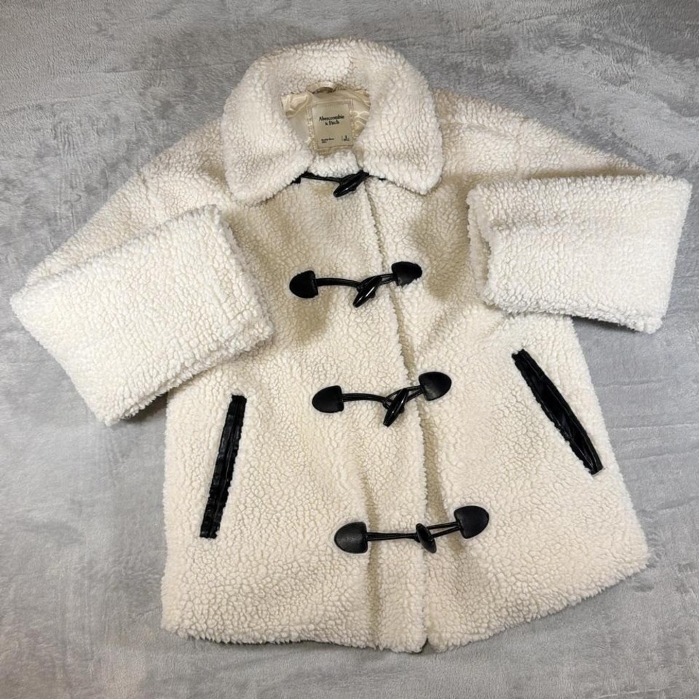 Abercrombie & Fitch Sherpa Toggle‎ Coat | Cream | Size S